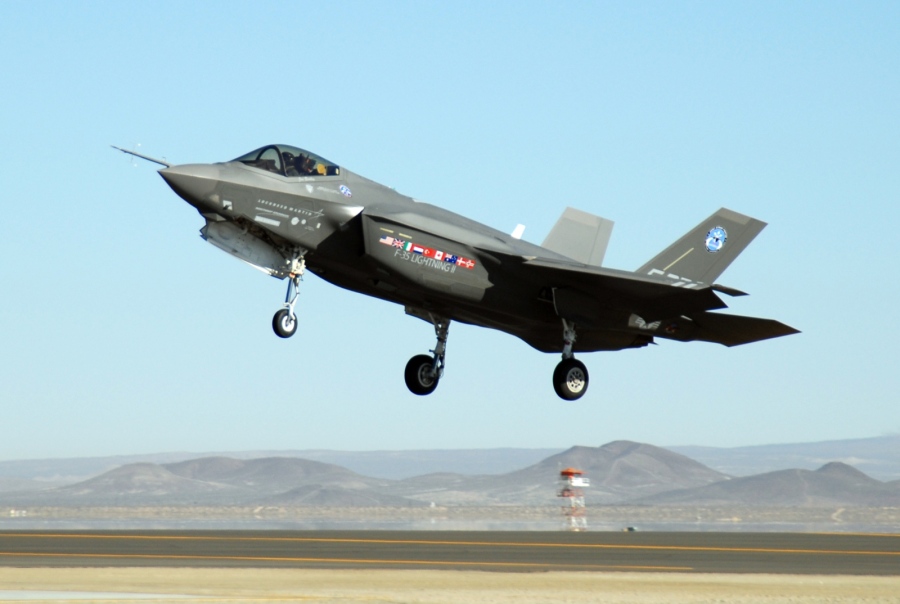 САЩ отпускат $1 млрд. за модернизация на системите за електронна война на F-35