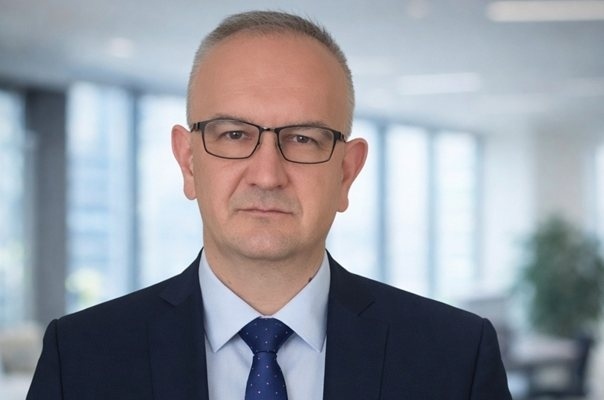 Първо лято с ток и от батерии, но засега това не сваля цените