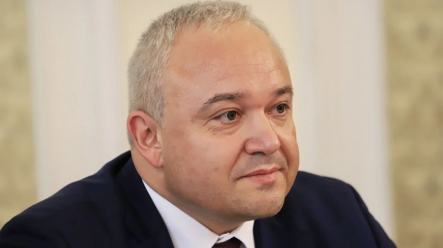 МВР министърът: Бомбените заплахи в училищата са изпратени от сайт в Италия