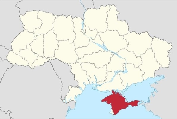 Бензиностанциите в Крим са без гориво след украински удари с дронове