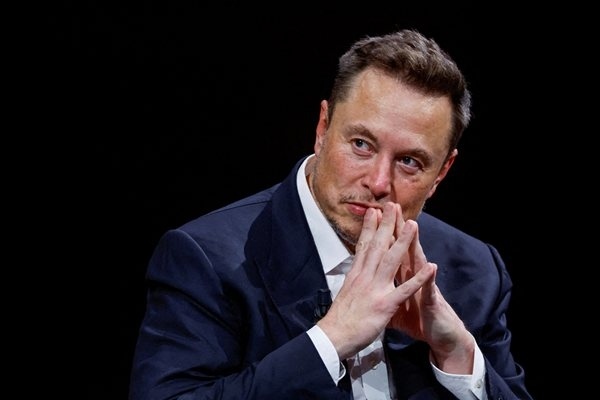 СпейсЕкс набра рекордните 75 млрд. долара при най-голямото борсово листване