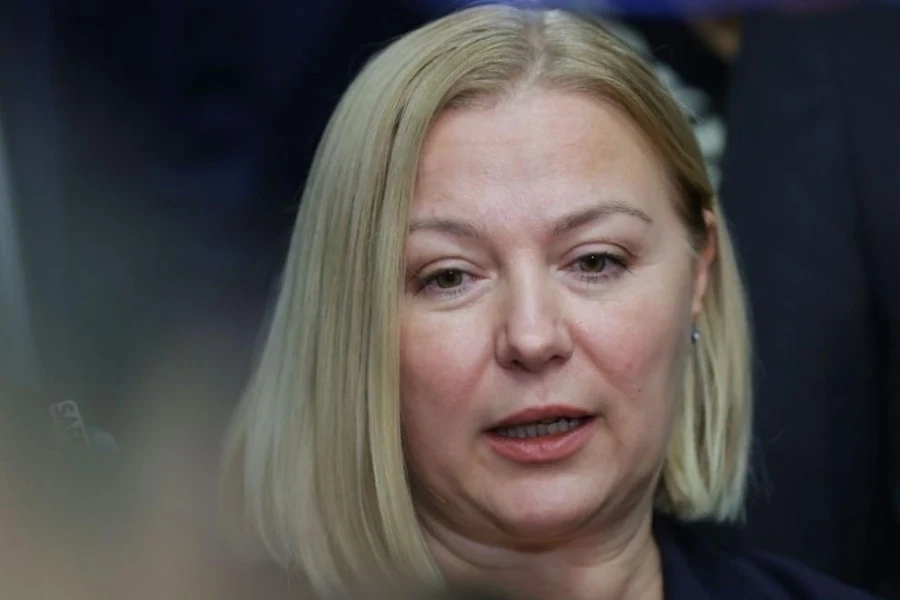 Йорданова: Кошница с грижа няма съществен ефект, мерките на правителството не са насочени към структурно решаване на проблема