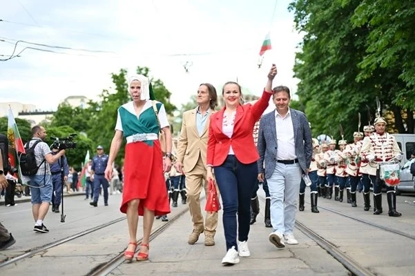Ето кой покани княгиня Калина на Шествие за семейството