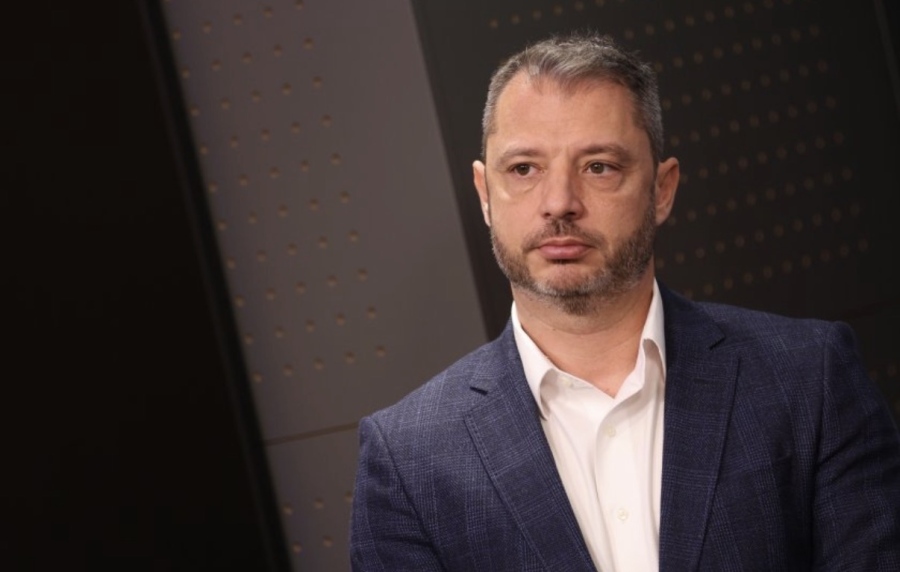 Делян Добрев напуска Народното събрание и политиката