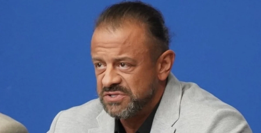 Алибегов гневен: Целенасочено се показват снимки на празни плажове