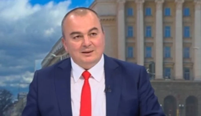 Министър Абровски: Всяко едно масло, което влиза в момента у нас, се проверява