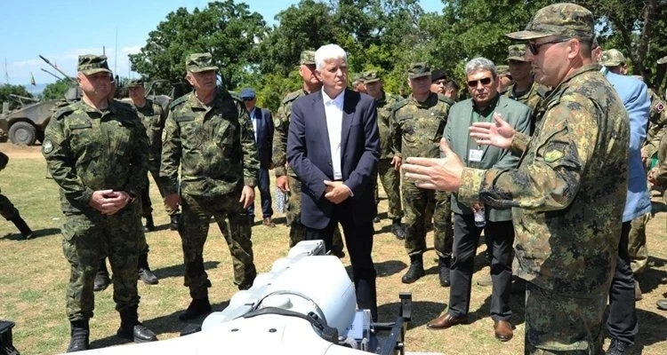 Преговаряме с Германия за ракетни системи за залпов огън