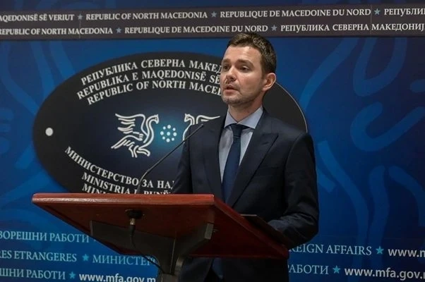 Муцунски: България никога няма да успее със сила да смени самосъзнанието на хората ни