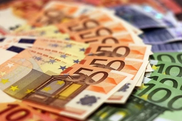 Бюджетът не бива да налива масло в огъня на инфлацията