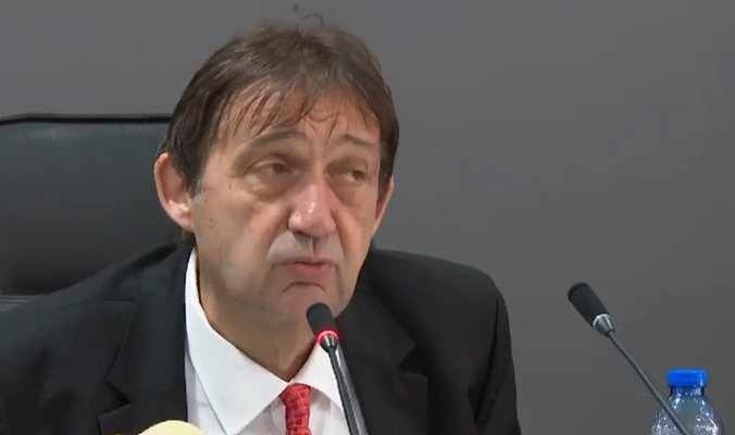 Иван Шишков: Слагането на бетонни мантинели трябва да се разгледа от експерти