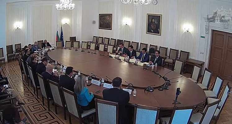 Пеканов: Остават 45 дни, за да изпълним всичко по ПВУ - това е краен срок, не е възможно отлагане