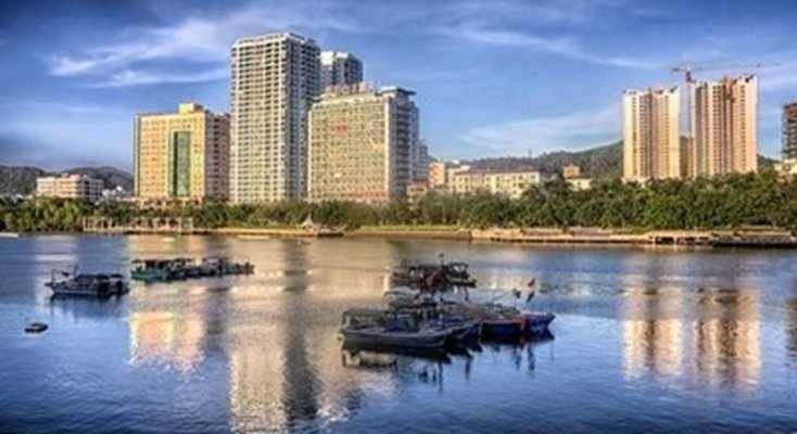 Китай започва да забранява колите с двигатели с вътрешно горене