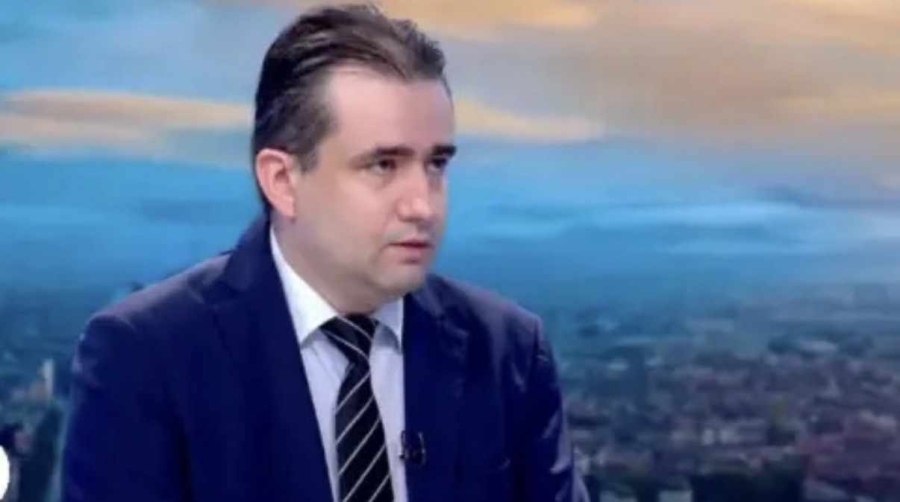 Божанов за самолетите-цистерни: Всички знаят, че това не е сделка