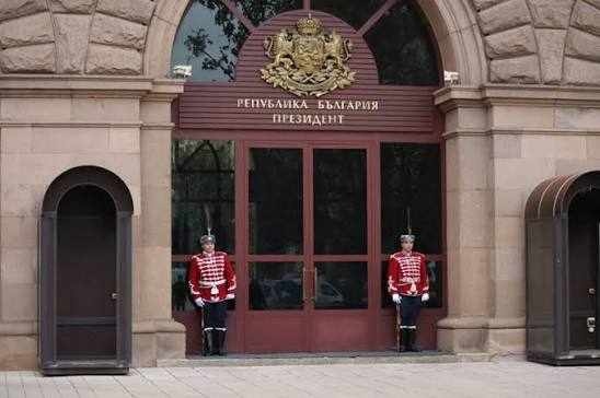 Битката за президент: Кои имена на кандидати вече са известни
