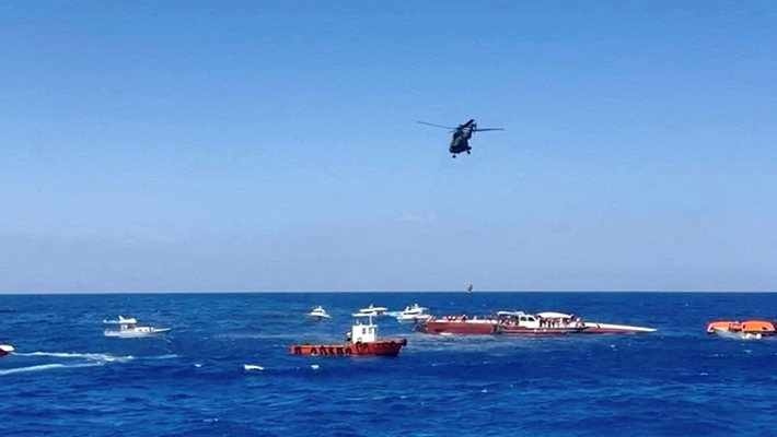 Капитанът на потъналия край Кипър ферибот избягал първи, жилетките не стигали