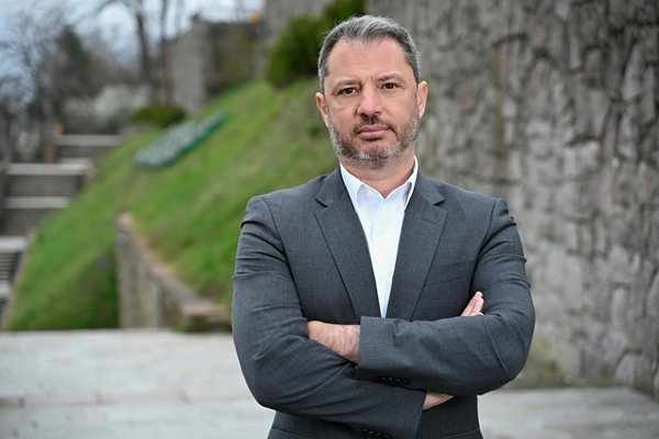 Делян Добрев: България спечели близо 8 млн. евро от износ на ток само за 1 ден