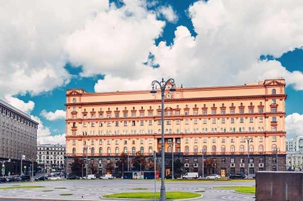 Прогнозират големи промени в руската ФСБ, наследник на КГБ, важен шеф напусна