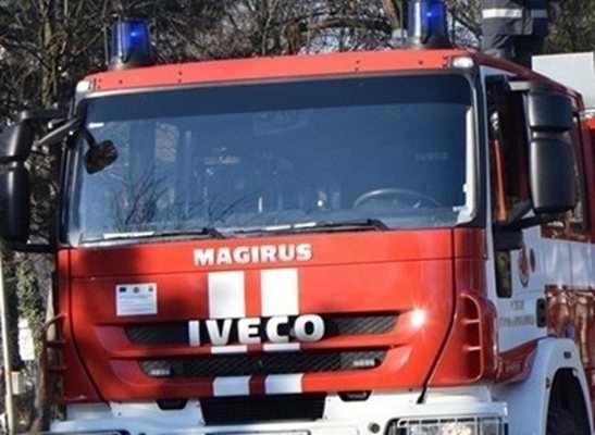 Нов пожар бушува близо до завода на ЕМКО в Габровско