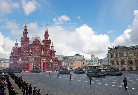 Русия привика британския шарже д‘афер заради оръжията, които Лондон изпраща на Киев