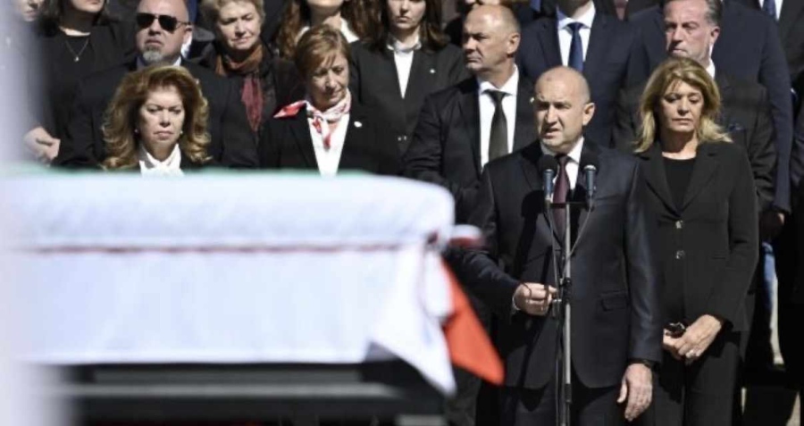 Румен Радев: Днес посрещаме духа и безпределната вяра на Цар Самуил и заветът му да пазим България
