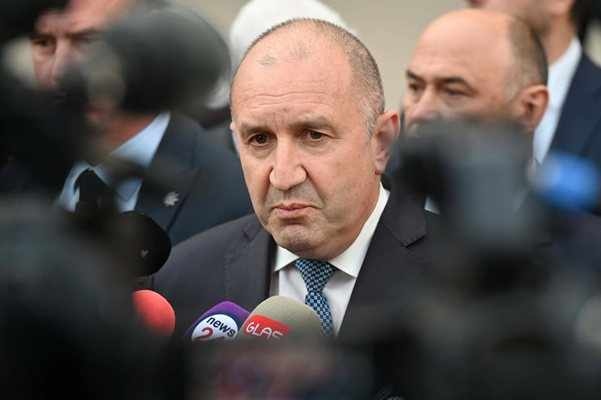 Радев: Химически анализ ще установява взривното вещество при атаката срещу Челси-3
